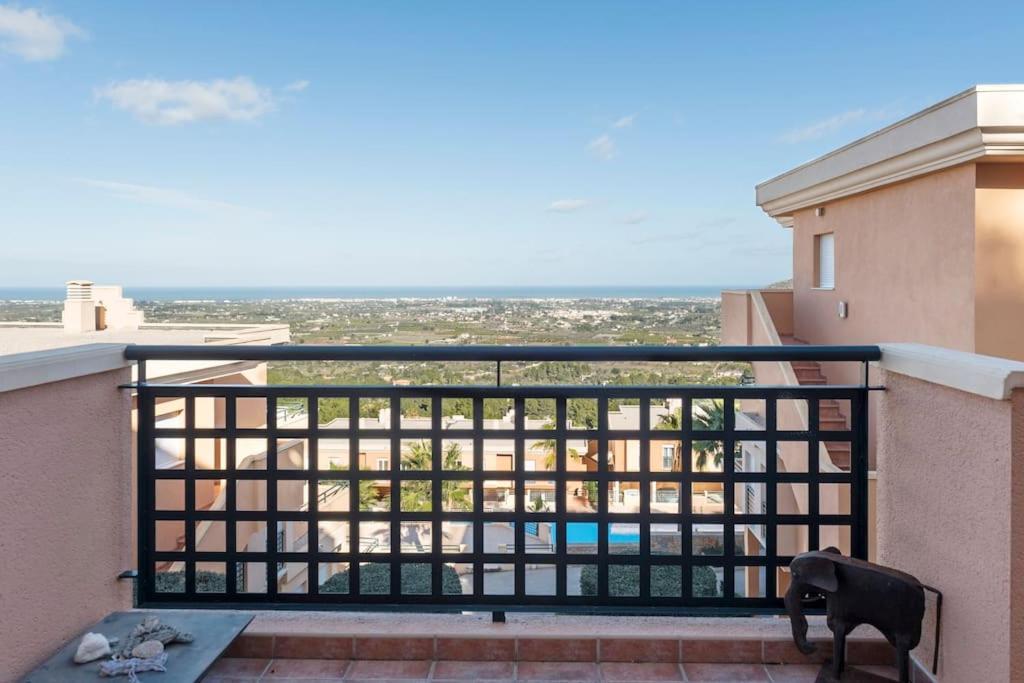 Casa Junto Golf La Sella Y Centro Budista Sakya Muntanya la Sella Luaran gambar