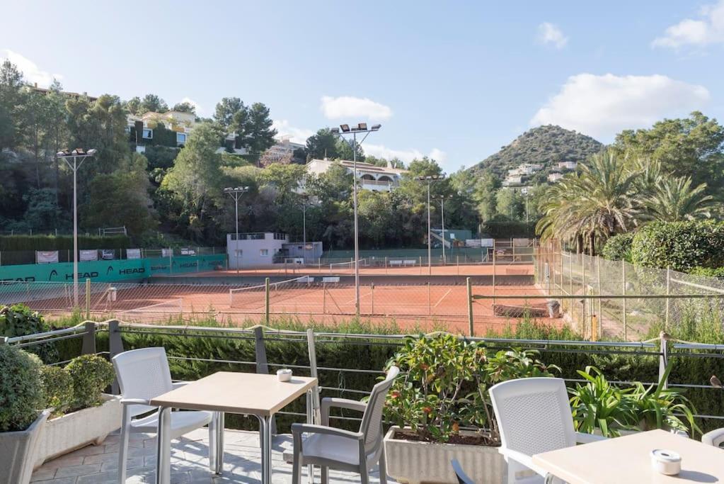 Casa Junto Golf La Sella Y Centro Budista Sakya Muntanya la Sella Luaran gambar